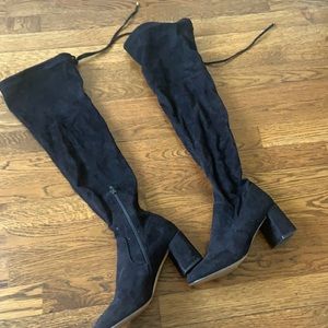 Unisa size 7 over the knee black suede boots